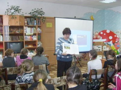 Дружба детской библиотеки города Шумерли с Поленовским музеем продолжается